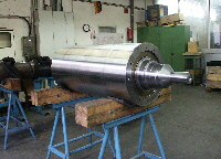 Doppelwandige Heizwalze nach der Fertigstellung Doppelwandige Heizwalze nach der Fertigstellung